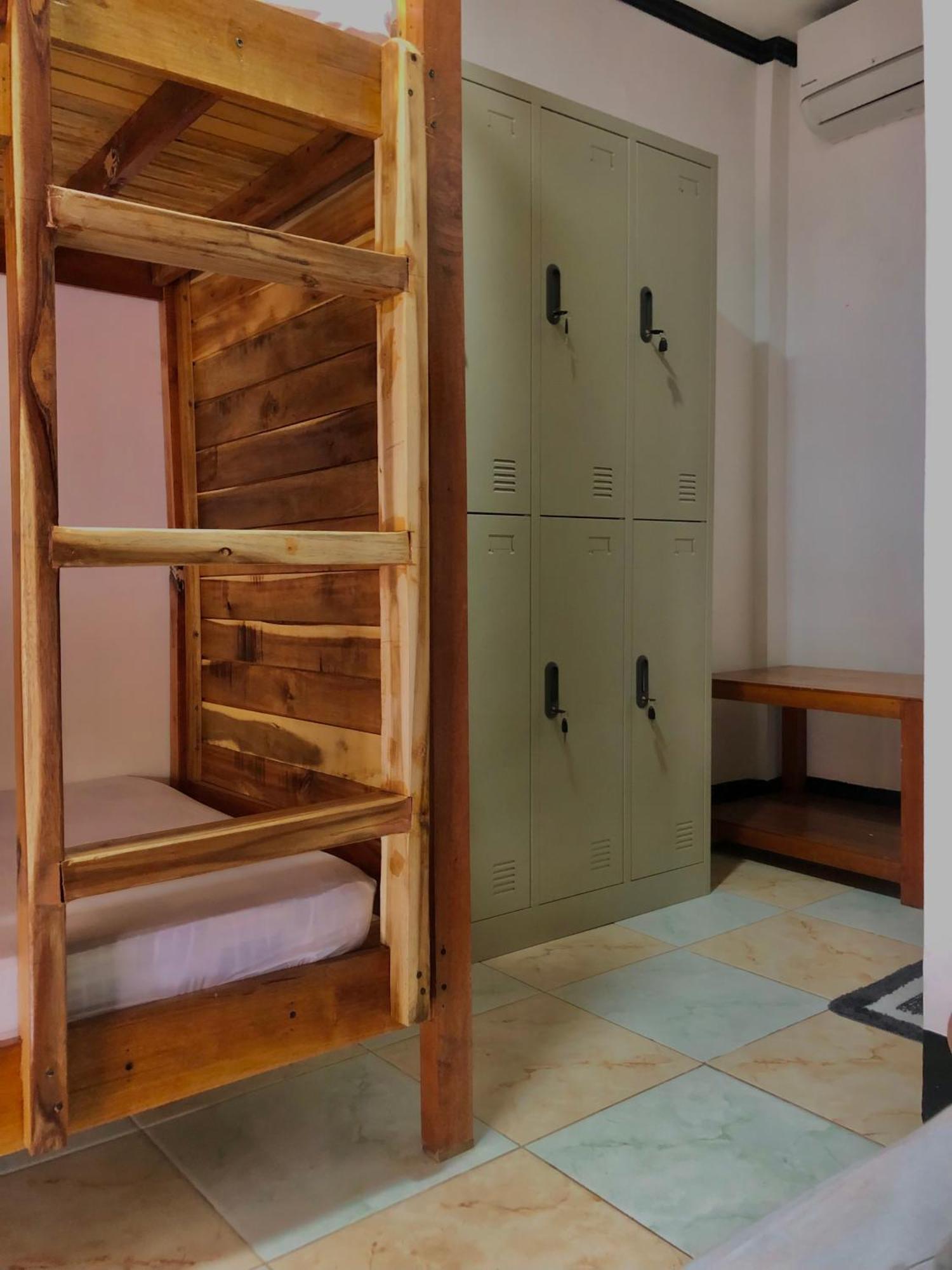 Hello Hostel San Vicente  Εξωτερικό φωτογραφία
